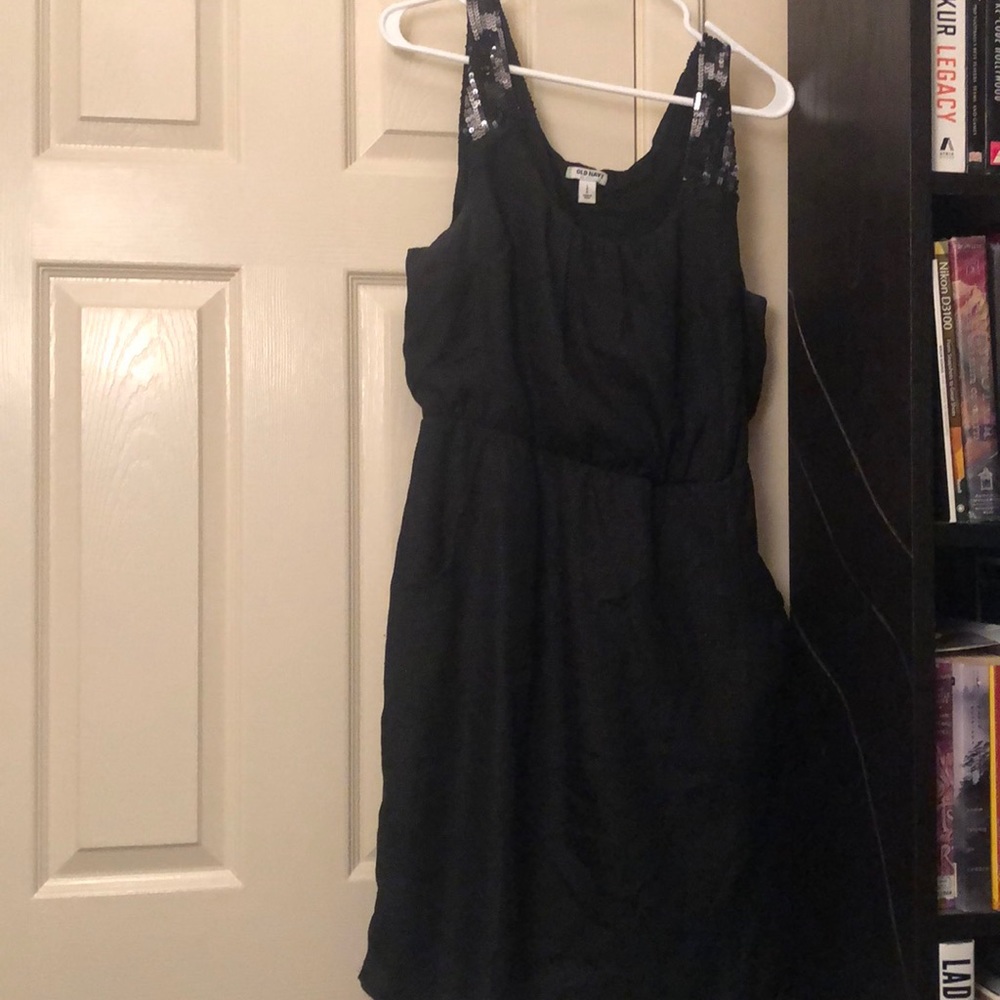 Sleeveless dress